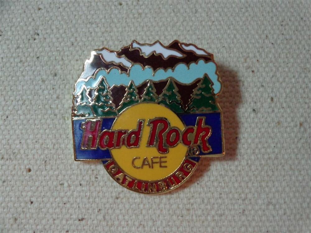 Hard Rock Cafe Pin Gatlinburg Pine Tree Mountain Clouds -061318